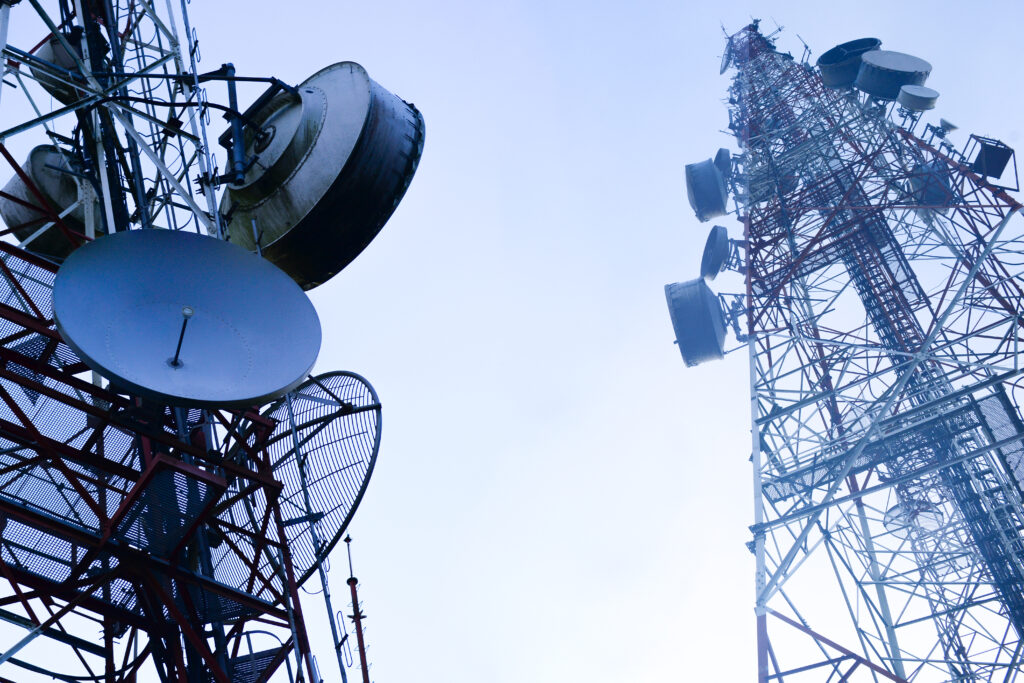 NFCom" e "empresas